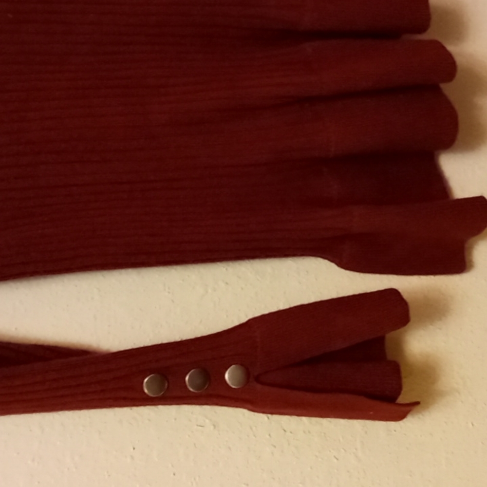 COPY - Ruffled. Ribbed sweater - Picture 2 of 2